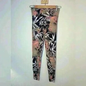 Mahari Moda Intima Tropical Print Stretch Yoga Pants Size Medium
